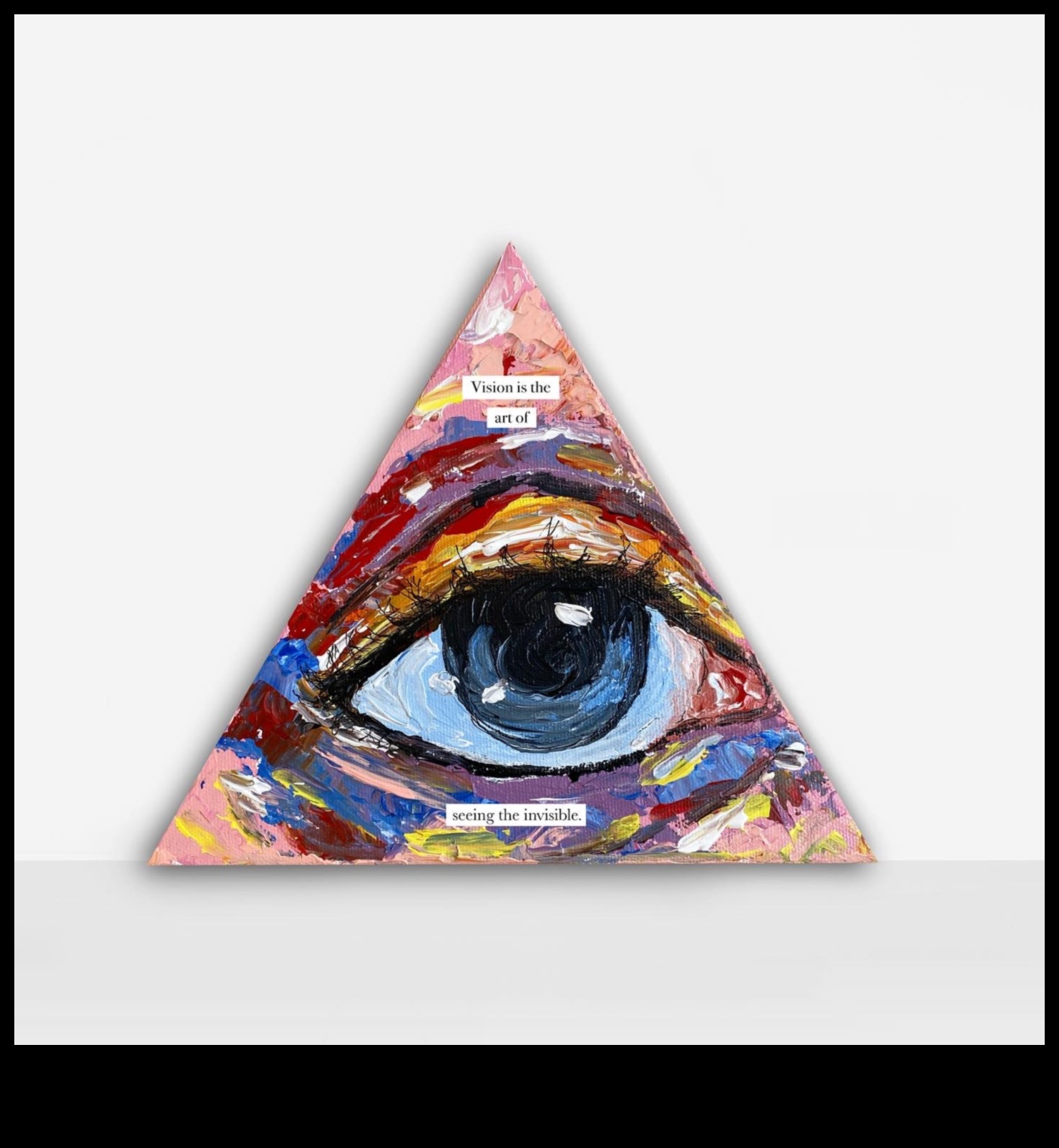 פיצוצי צבע מופשטים: חקר אמנות דינמית ולא שגרתית