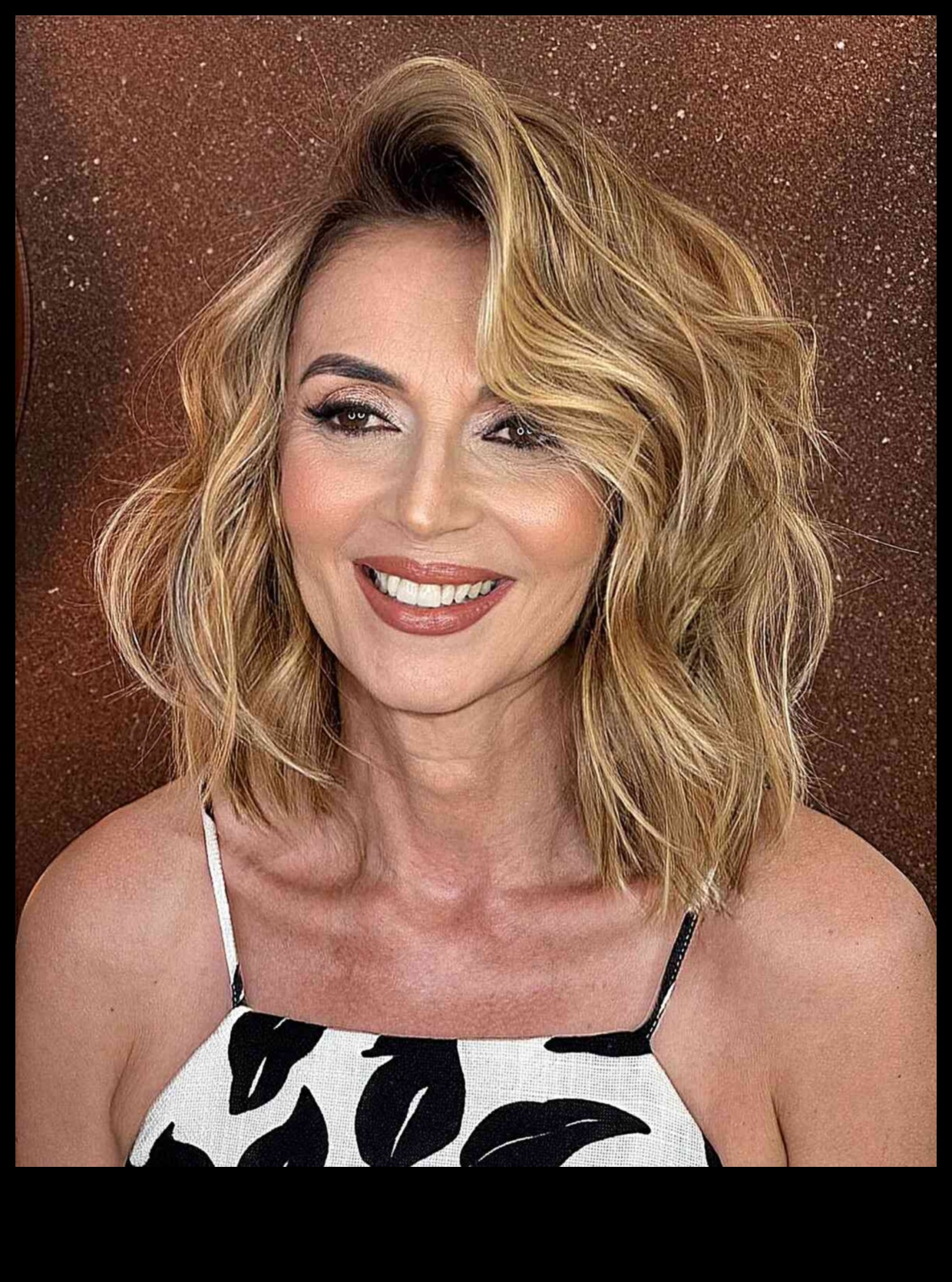 המשך נקודת האמצע המושלמת: תסרוקות באורך בינוני מרשימות בשבילך