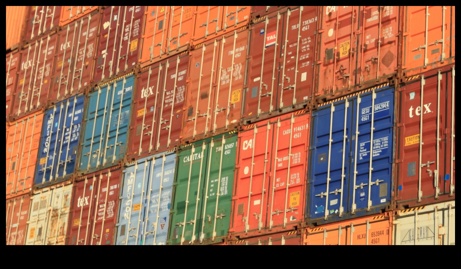 שילוח מטענים: האבולוציה של תחבורה מסחרית