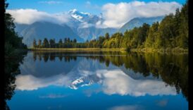שלווה פסגה: חקור את השלווה של נופי הרים