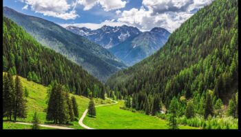 הצצה לגן עדן: נופים שמימיים בכל פריים שנחשפו