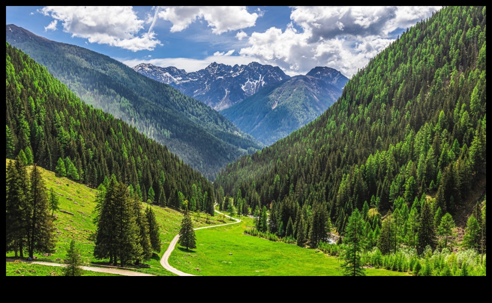 הצצה לגן עדן: נופים שמימיים בכל פריים שנחשפו