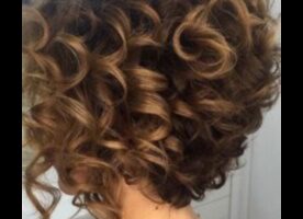 המשך ספירלות שלווה: השגת רוגע וחן עם תסרוקות מתולתלות